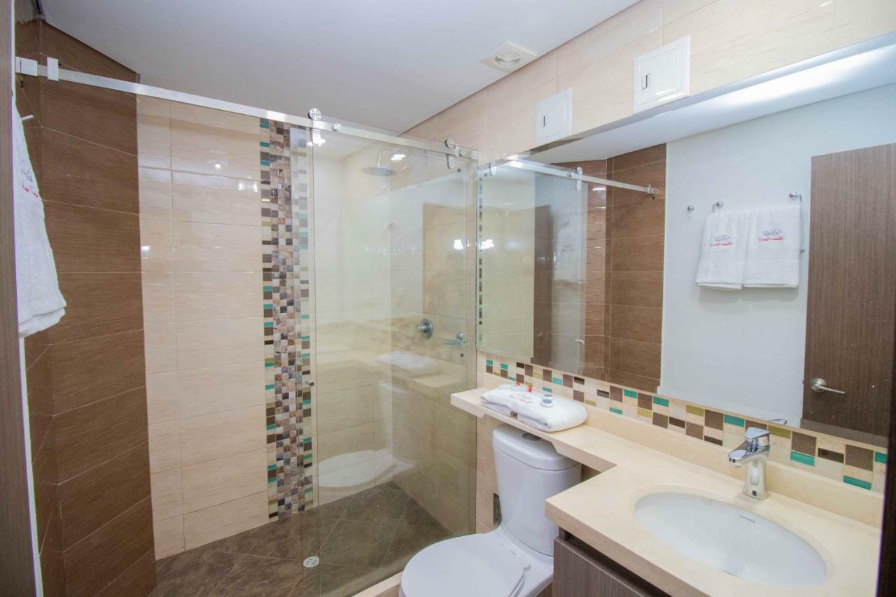 Hotel Madrid Plaza Colombia ภายนอก รูปภาพ